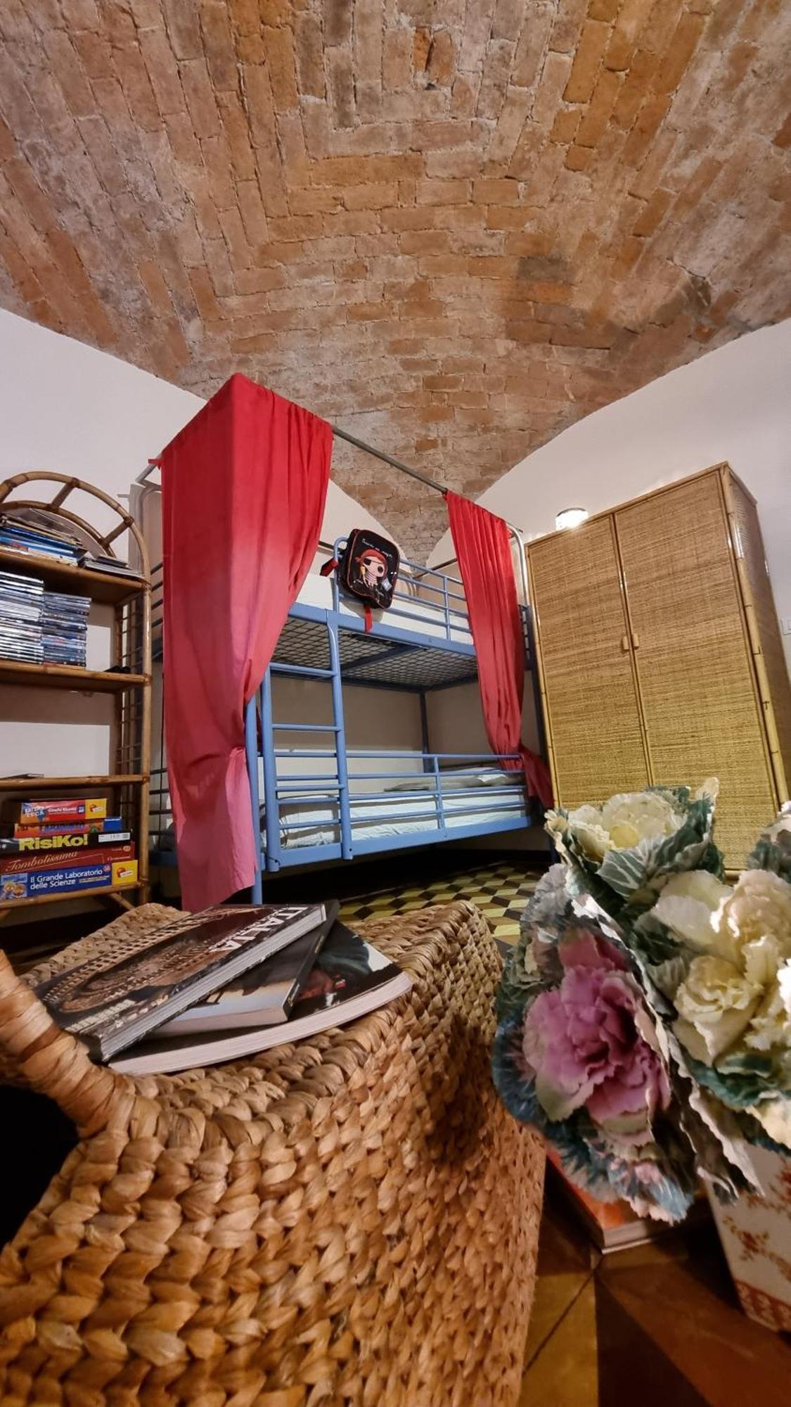 Il Bibiribi Al Castello Apartment Pieve di Teco Exterior photo
